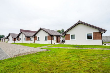 Calm Village, Zator, Polonia