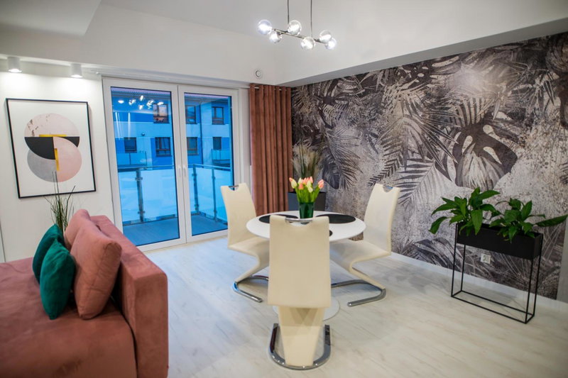 Nowoczesny apartament z antresolą i garażem, Mragowo, Poland