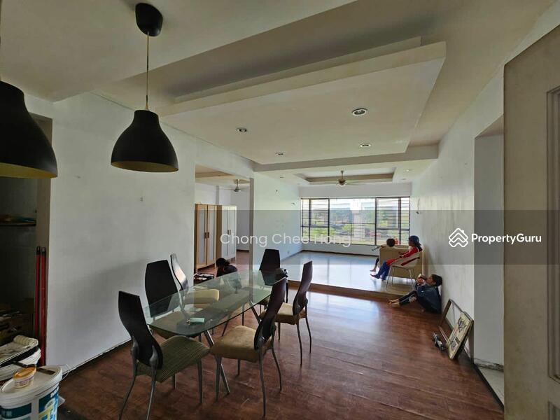 Alpha Villa, Malaysia