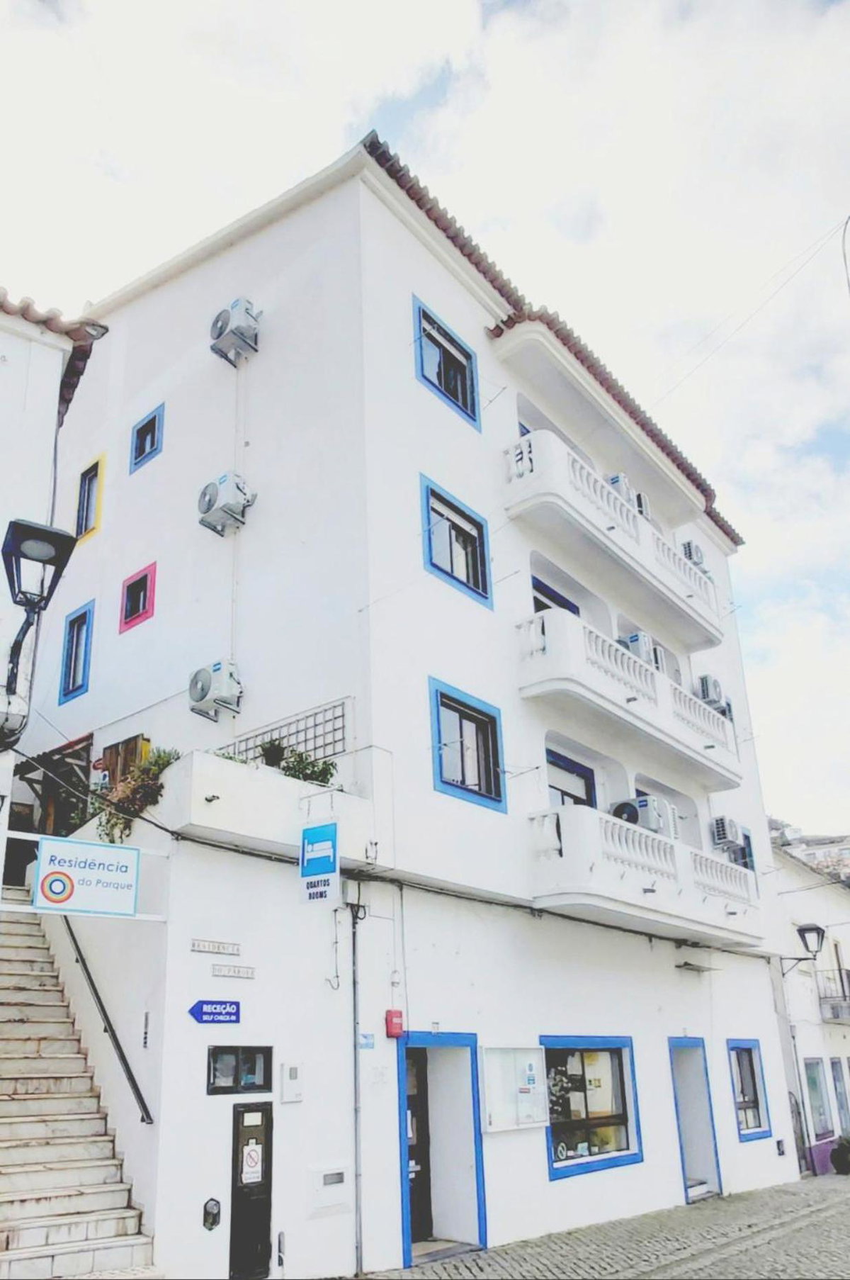 Residencia do Parque, Portugal