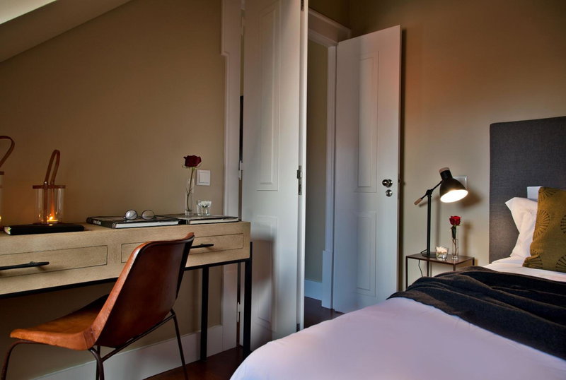Lisbon Five Stars Apartments São Julião 72, Lisbon, Португалия