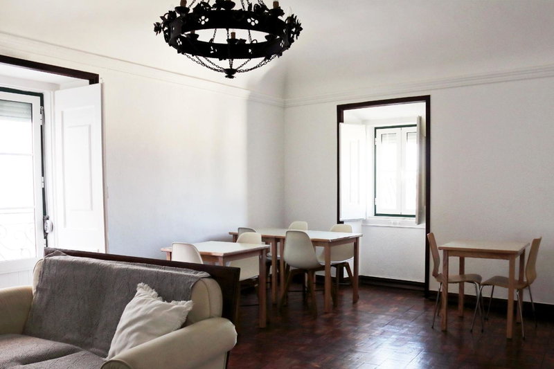 ZOETIC sustainable rooms, Évora, Португалия