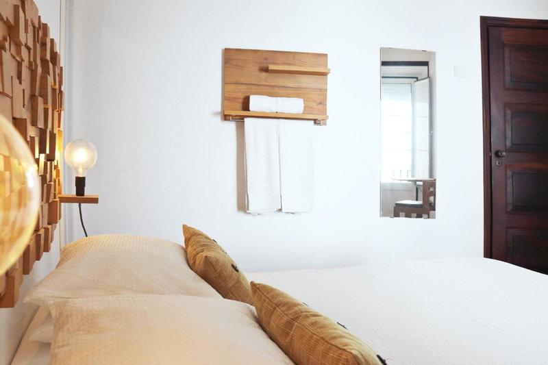 ZOETIC sustainable rooms, Évora, Португалия