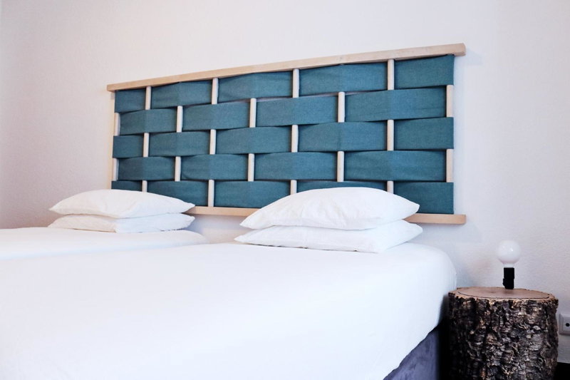 ZOETIC sustainable rooms, Évora, Португалия