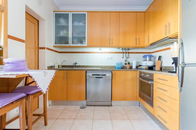 Rooms_Heart Apartment, Faro, Portugal