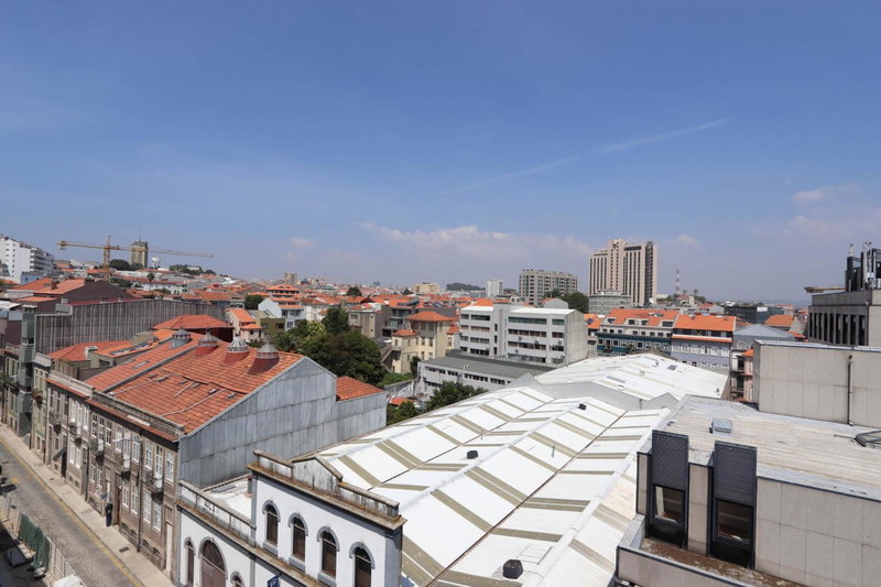 HM - Nearby Bolhão Studio, Porto, Portugal