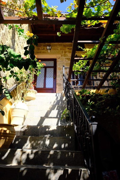 George & Alexandra's Apartments, Rhodes Town, Greece