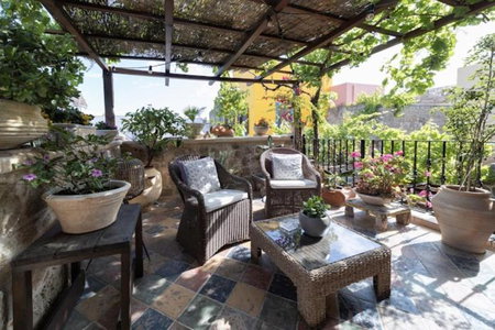 George & Alexandra's Apartments, Rhodes Town, Greece