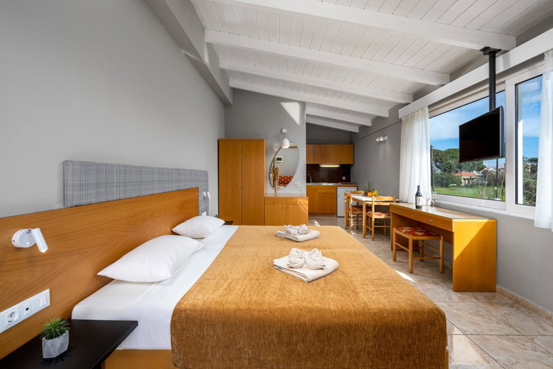 Sunday Hotel, Ialyssos, Grecia