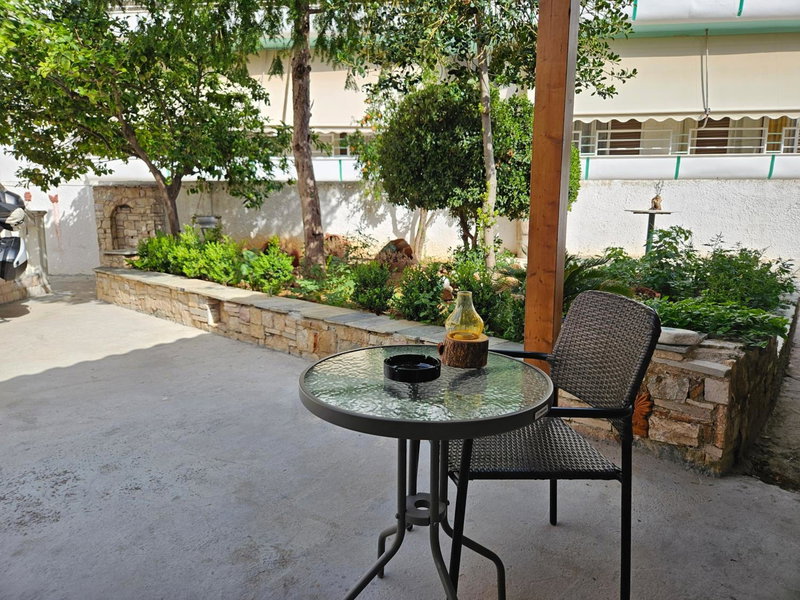 Garden Square Inn, Markopoulo, Greece