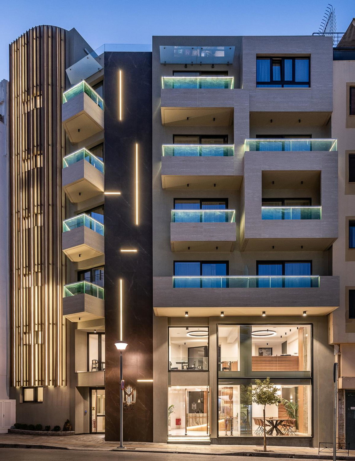 M City Hotel, Griechenland