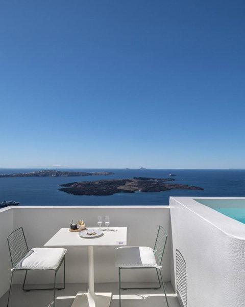 Akra Suites & Spa, Imerovigli, Greece