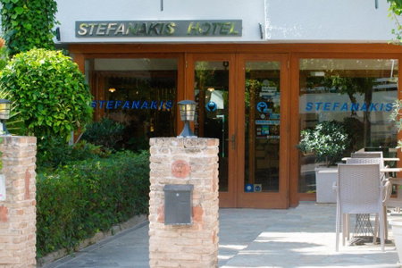 Stefanakis Hotel & Apartments, Varkiza, Greece