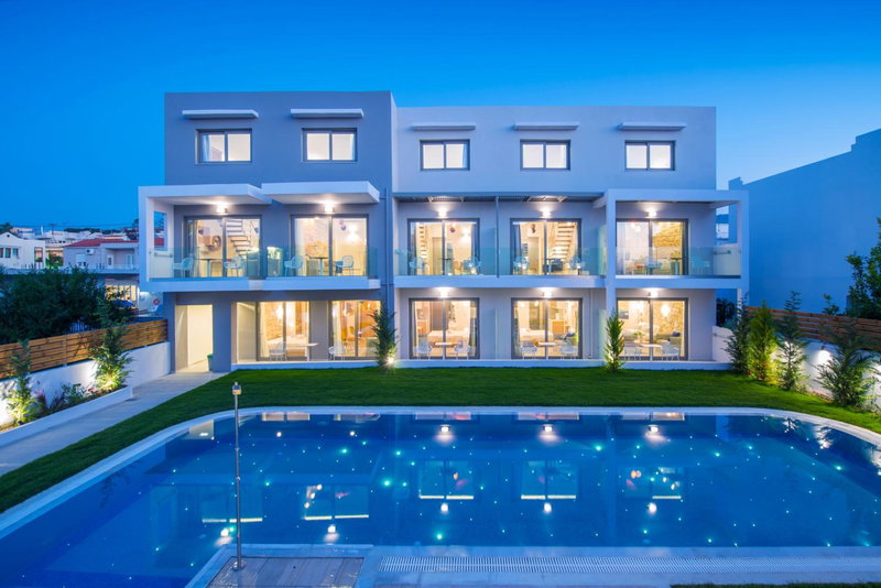 Mary Hotel & Mary Royal Suites, Platanes, Greece
