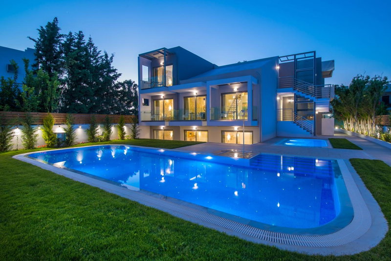 Mary Hotel & Mary Royal Suites, Platanes, Greece