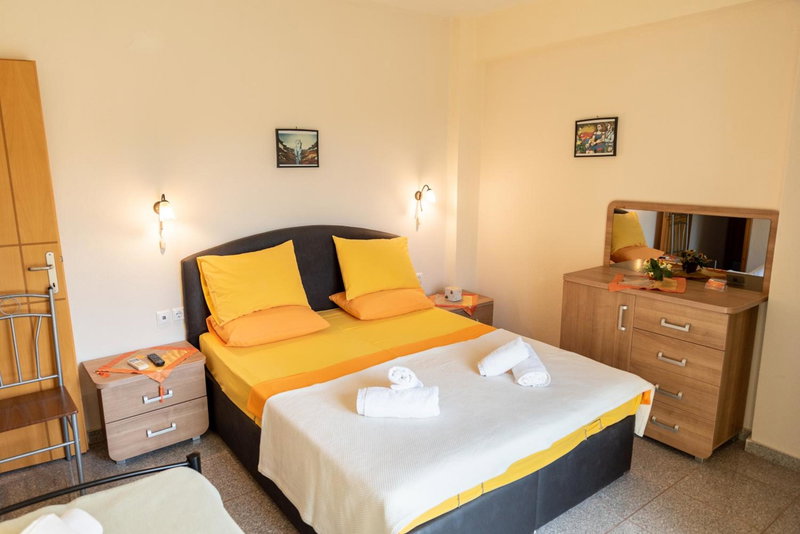Nikos Apartments, Ormos Panagias, Greece