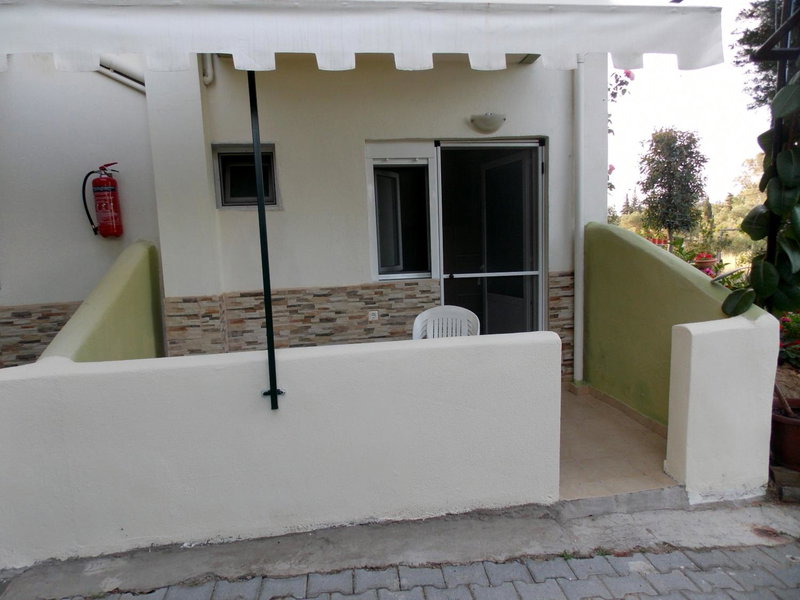 Nikos Apartments, Ormos Panagias, Greece