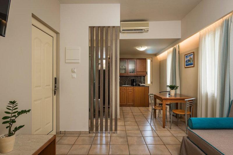 Elotis Suites, Agia Marina Nea Kydonias, Greece