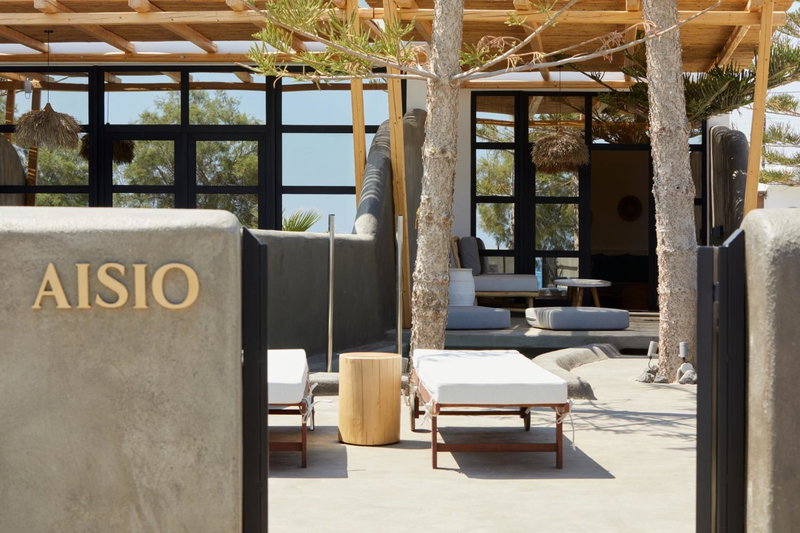 Oscar Beachfront Suites - Adults Only, Perivolos, Greece