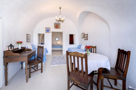 Chelidonia Traditional Villas, Oia, Greece