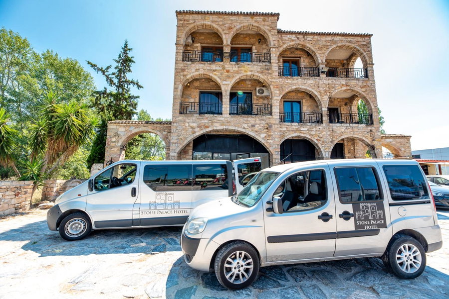 Stone Palace Hotel Near Athen's Airport Free Shuttle From and to Athen's Airport, Gerakas, Greece