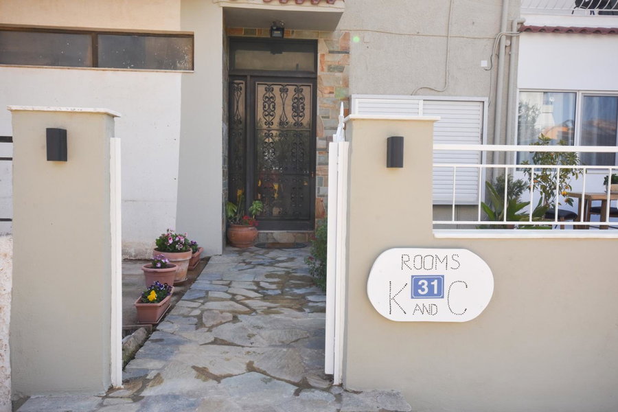 K&C Rooms- Apartments, Markopoulo, Greece