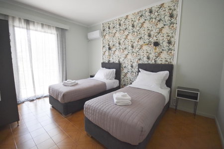 K&C Rooms- Apartments, Markopoulo, Greece