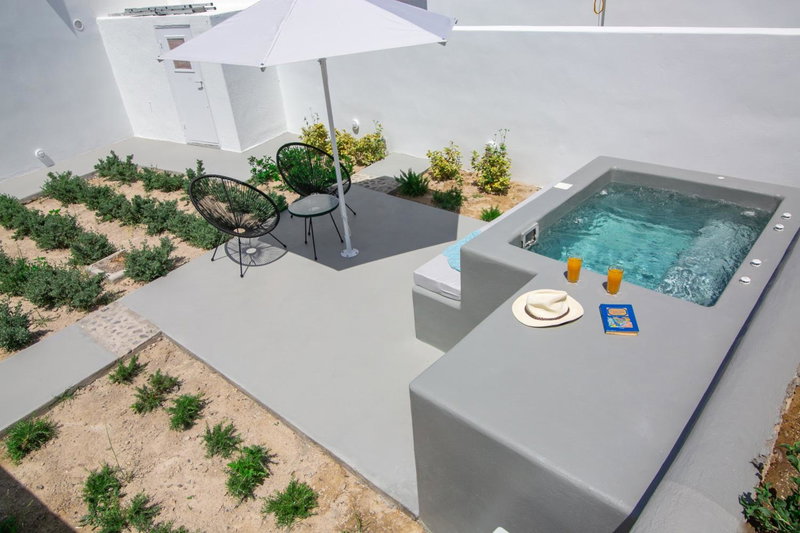 Apanomeria Boutique Residence, Oia, Greece
