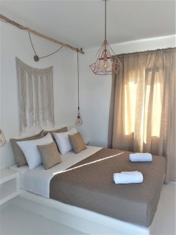 Sea Nymphs Suites, Agia Anna Naxos, Greece