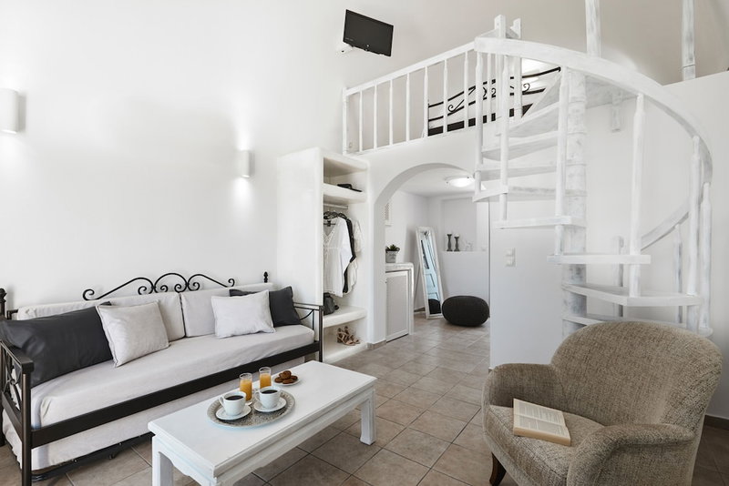 Golden East Hotel, Santorini, Greece