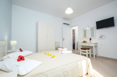 Hotel Francesca, Agios Prokopios, Greece