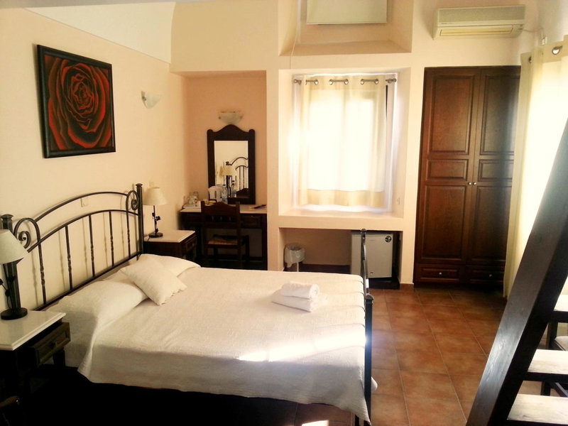Costa Marina Villas, Fira, Greece