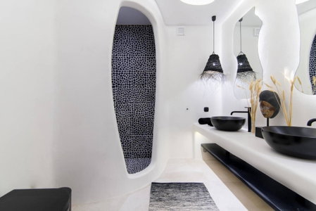 Portara Seaside Luxury Suites, Naxos Chora, Greece