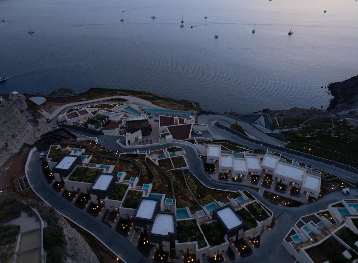Santo Mine Oia Suites, Greece