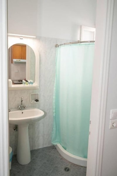 Katerina Roza Studios - Heartfelt Hospitality in the City, Naxos, Greece