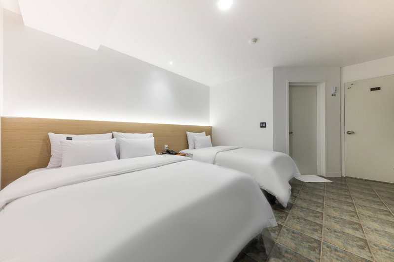 Eumseong Hotel Luem, Eumseong, South Korea