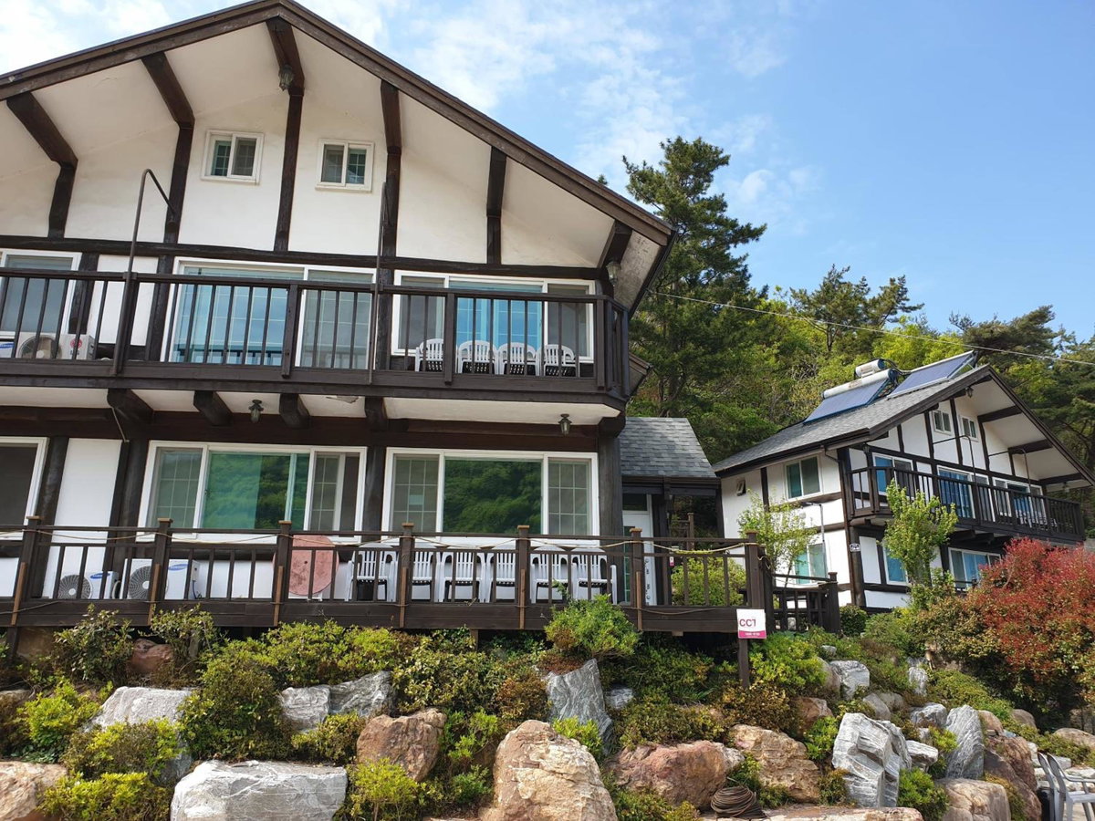 Hôtel · Tongyeong Yehyang Pension, Tongyeong
