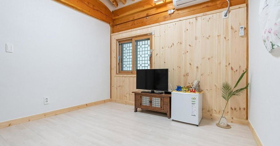 Gongju Goma Guesthouse, Gongju, South Korea