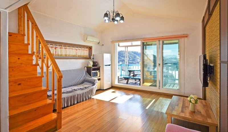 Yeosu Good Morning Pension, Yeosu, Южная Корея