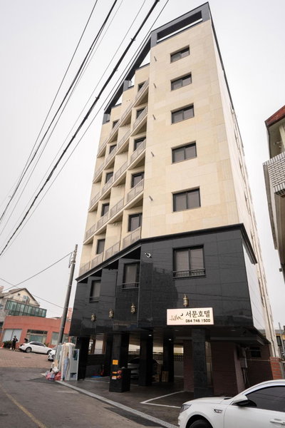 Jeju Seomun Residence Hotel, Jeju, Южная Корея