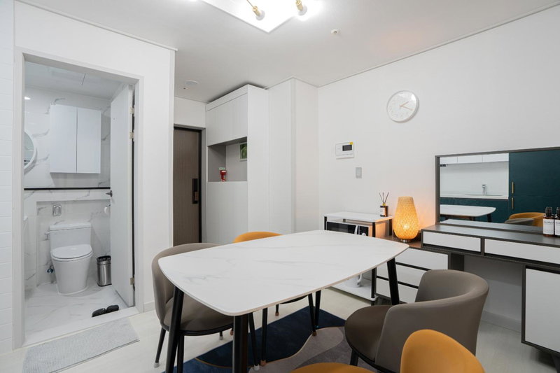 Jeju Seomun Residence Hotel, Jeju, Южная Корея