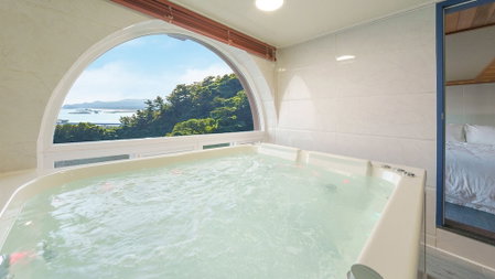 Samcheok Peacehousing Spa Pet Pension, Samcheok-si, Южная Корея