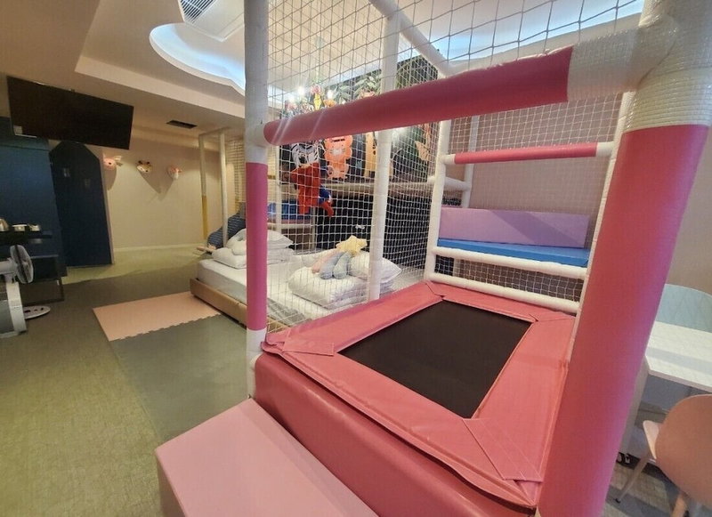 Almond Kids Hotel, Gimhae, Южная Корея