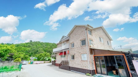 Samcheok Dasarang Pension, Samcheok, South Korea