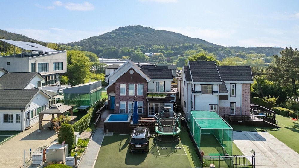 Daebudo Olive Poolvilla Pension, Corea del Sur