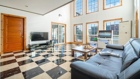 Daebudo Olive Poolvilla Pension, Ansan, South Korea