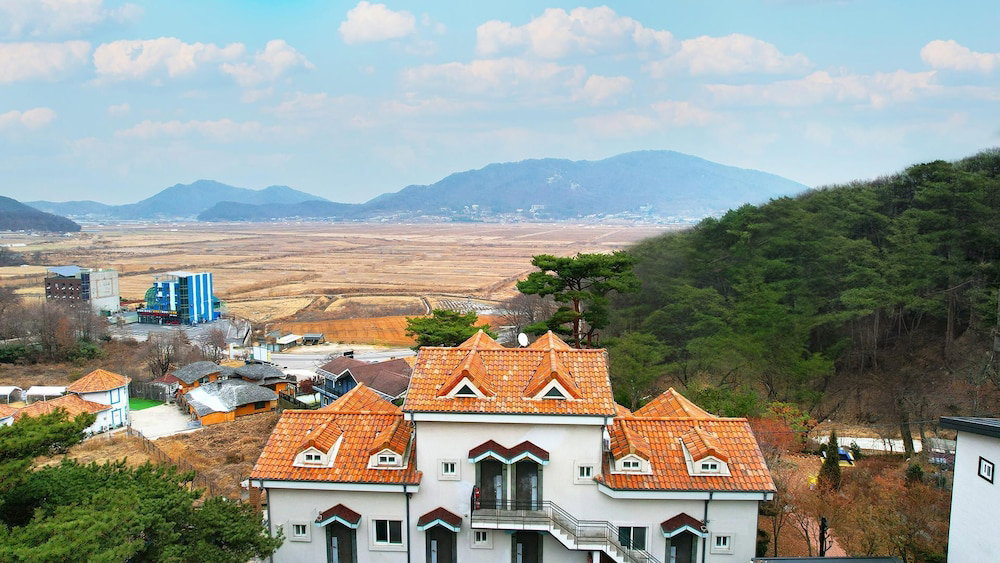 Gangwha Jeongwon Pension, South Korea