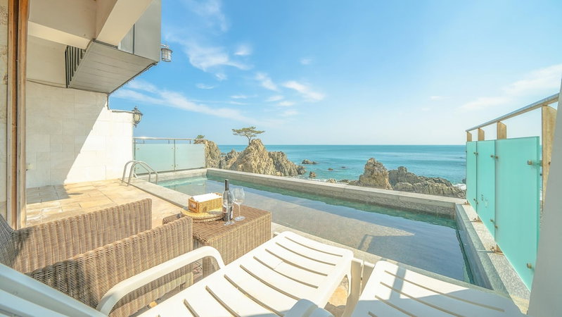 Gyeongju Blue21 Poolvilla Pension, Gyeongju, Южная Корея