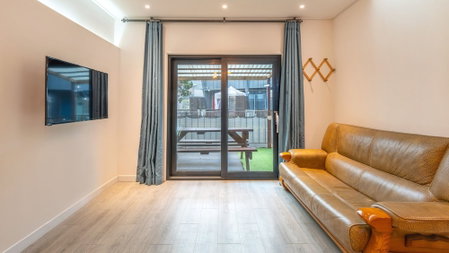Gangneung Nineone Pet Pension, Gangneung, Южная Корея