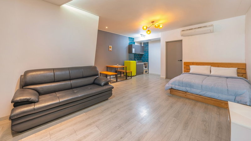 Gangneung Nineone Pet Pension, Gangneung, Южная Корея